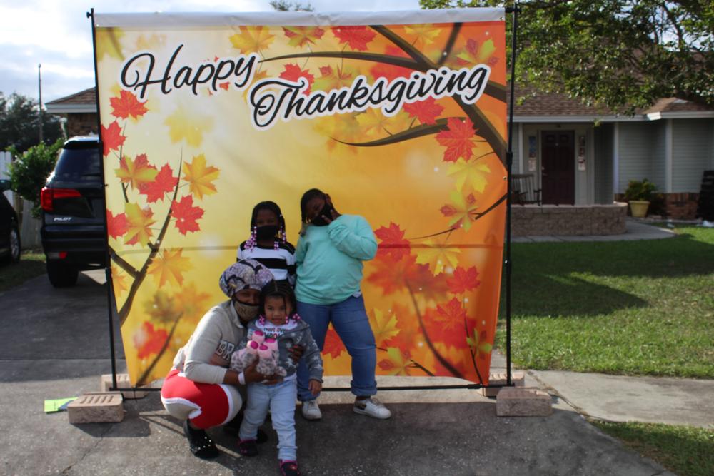2020 Thanksgiving food distribution
